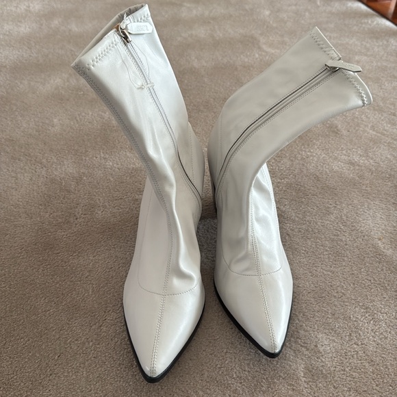 NWOB Schutz Amelie White Leather Stretch Sock Boots size 10 - Picture 6 of 7